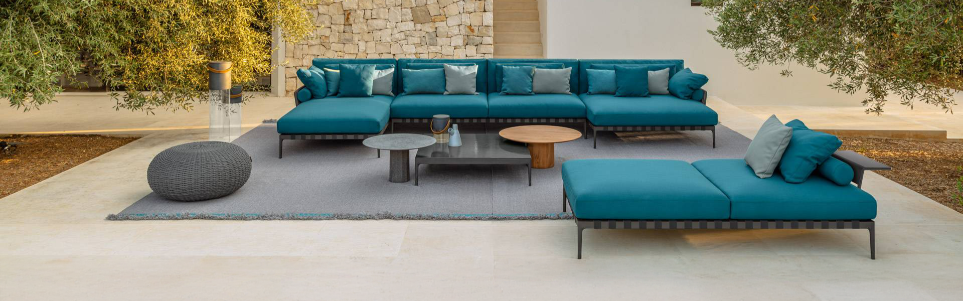 01 Talenti Salinas slider desktop modular sofa w Bench with Armrests