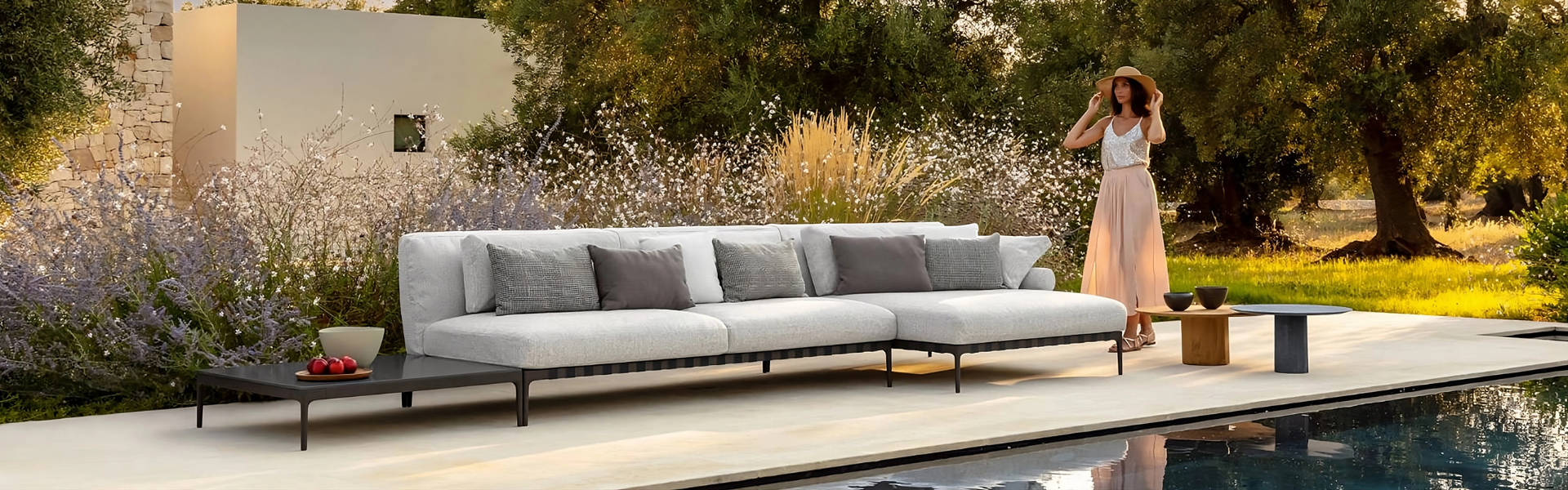 02 Talenti Salinas slider desktop modular sofa coffee table