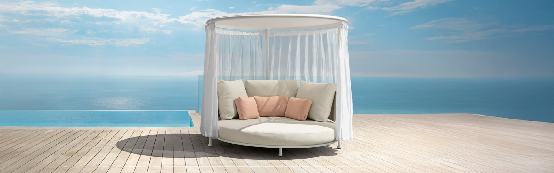 03 Talenti Coral slider desktop daybed