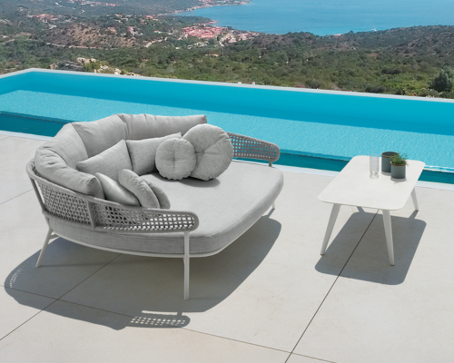 03 Talenti Moon slider mobile daybed