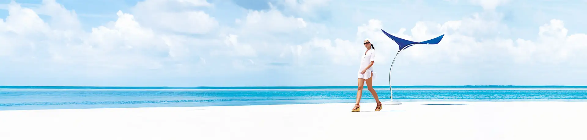 desktop tuuci stingray beach main video thumbnail 1920x459 (1)