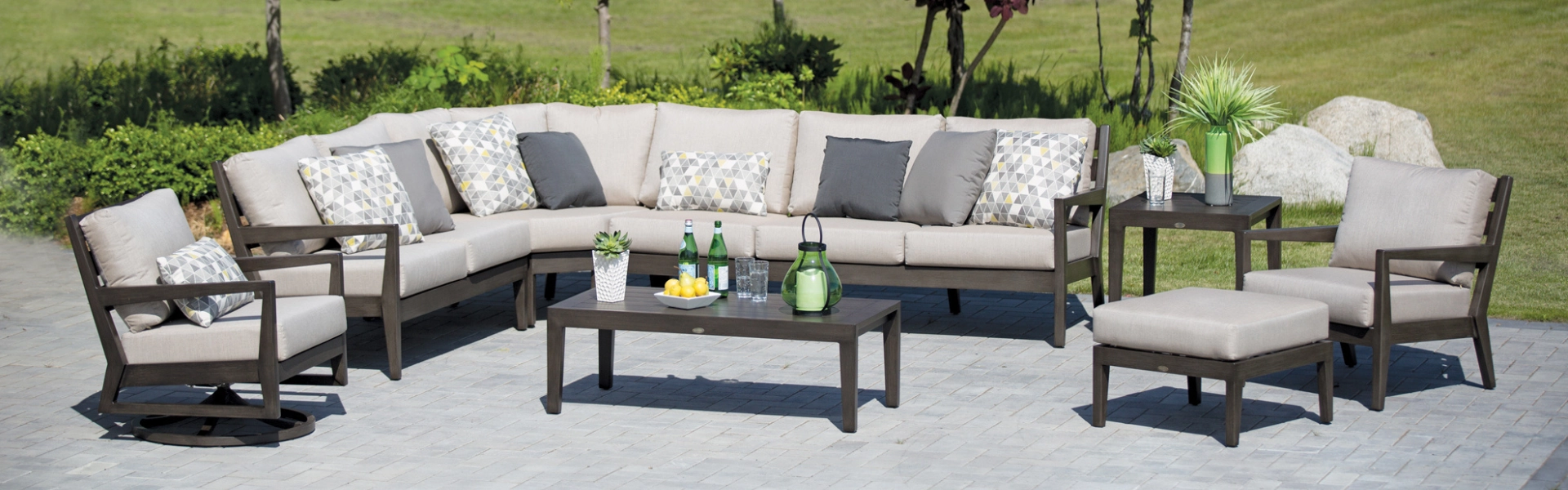 ratana Lucia slider desktop 03