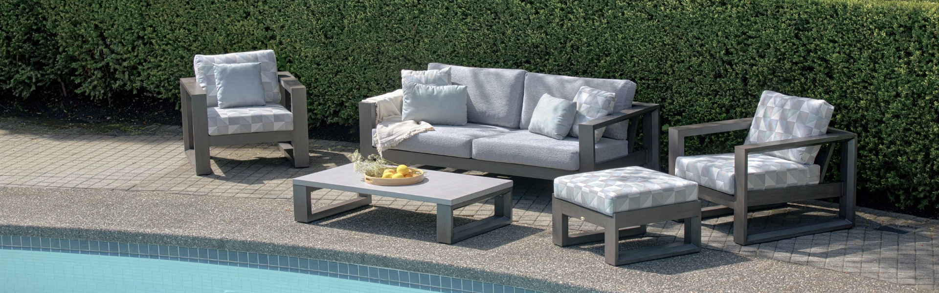 ratana Milano slider desktop 01