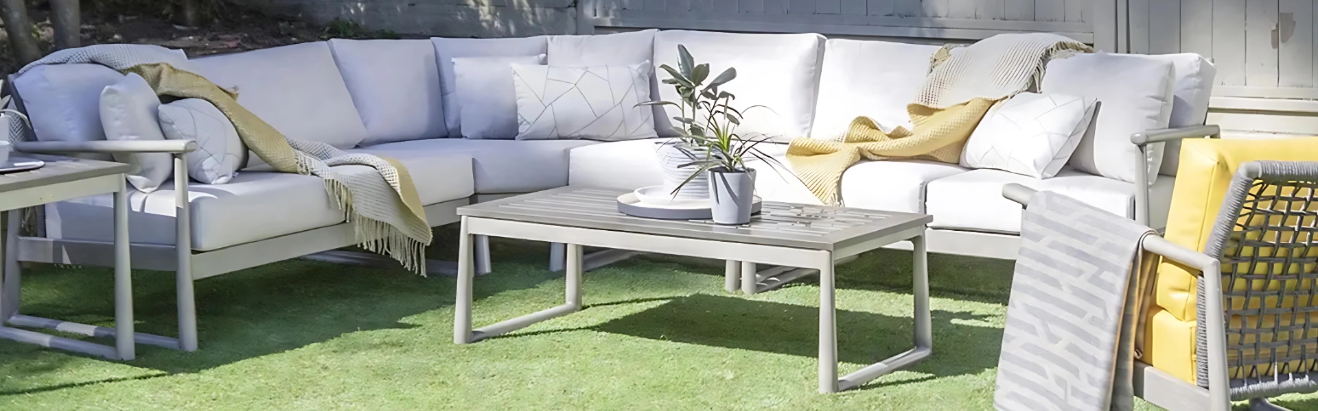 ratana park west slider desktop 03